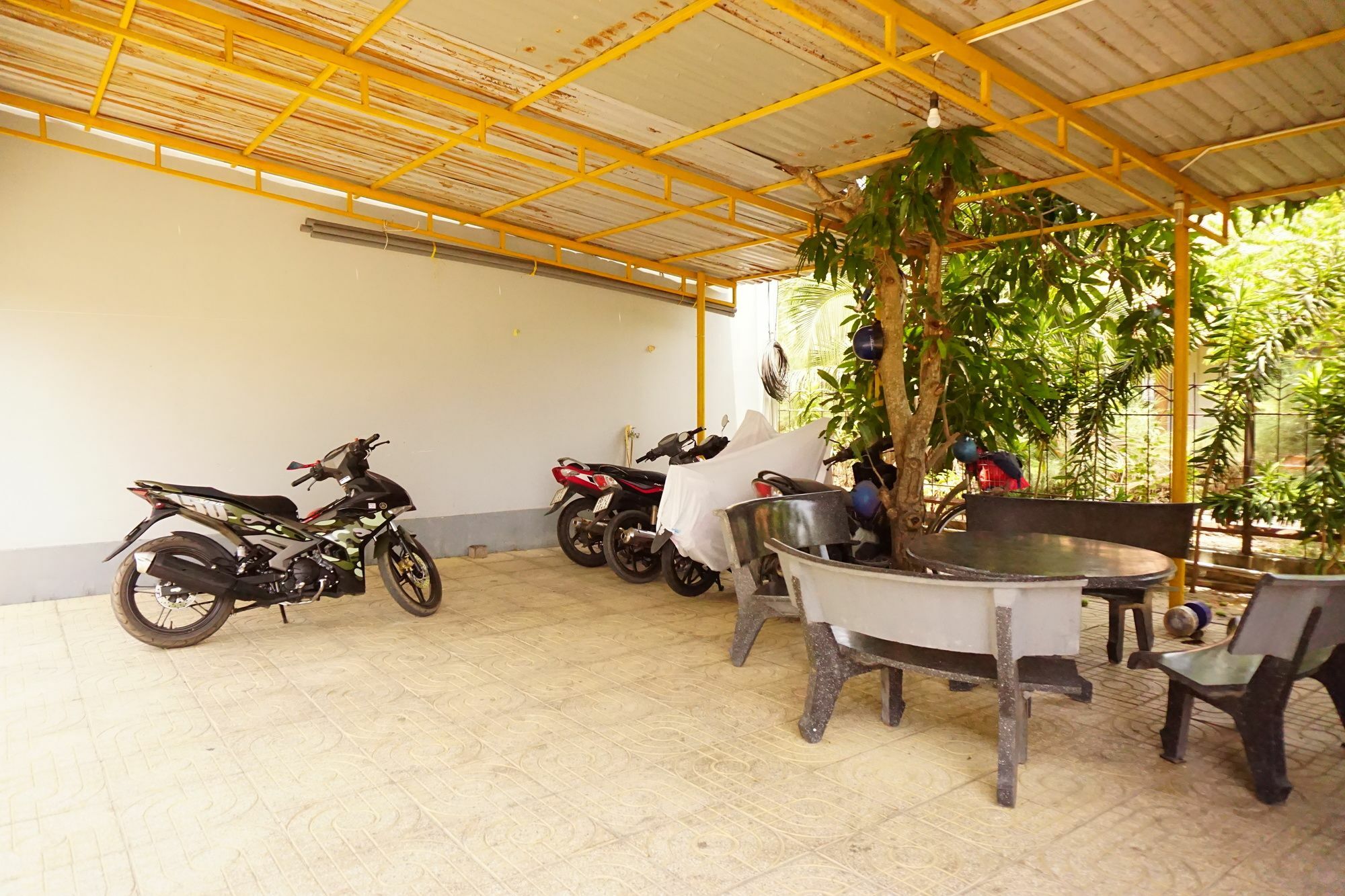 Cat Tien Guesthouse Муи Не Екстериор снимка